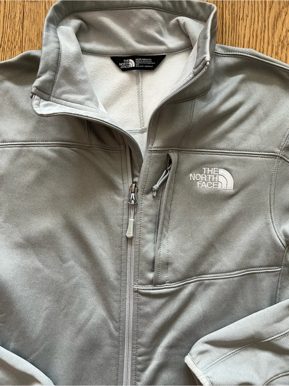 The North Face Apex Bionic Softshell Jacket Mens Small S Grey Full Zip Windproof